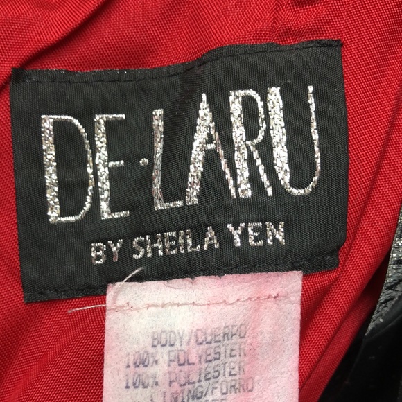 Red Satin De-Laru by Sheila Yen sz 9/10  Halter Formal - Picture 9 of 10